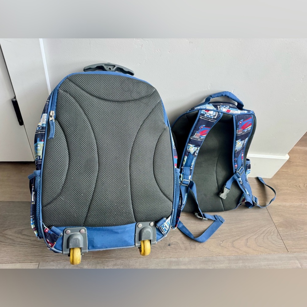 Pottery Barn Kids Mackenzie Rolling Backpack/Luggage Set Train Print - Picture 4 of 11
